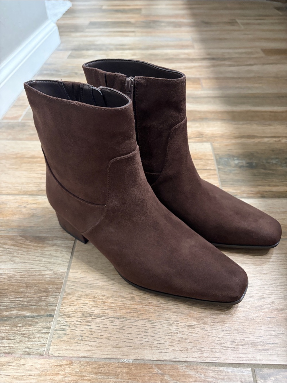 Universal Thread Dark Brown Suede Square-Toe Ankle Booties